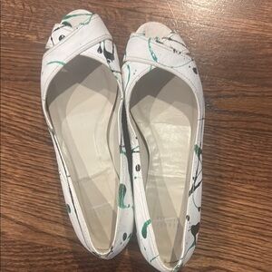 Stuart Weitzman Flats Women’s Size 9.5